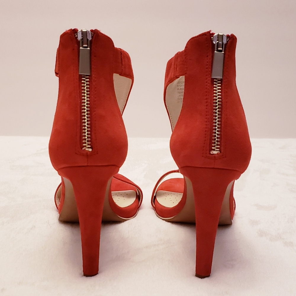 Katherine Kelly Red Suede T-Strap Stilettos - Picture 6 of 10